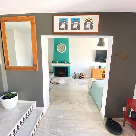 Holiday home Modern Townhouse 7 Mins Walk From The And 15 Mins From Port Manilva